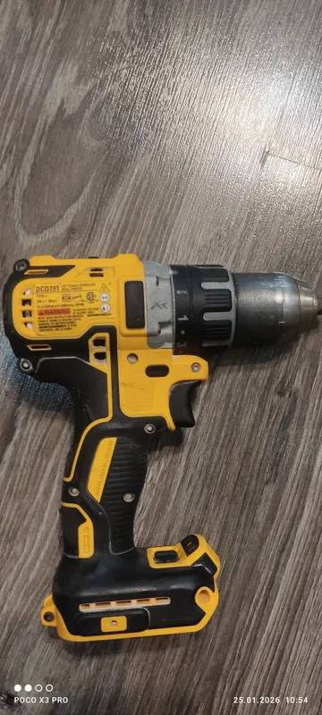 Шуруповёрт Dewalt 2