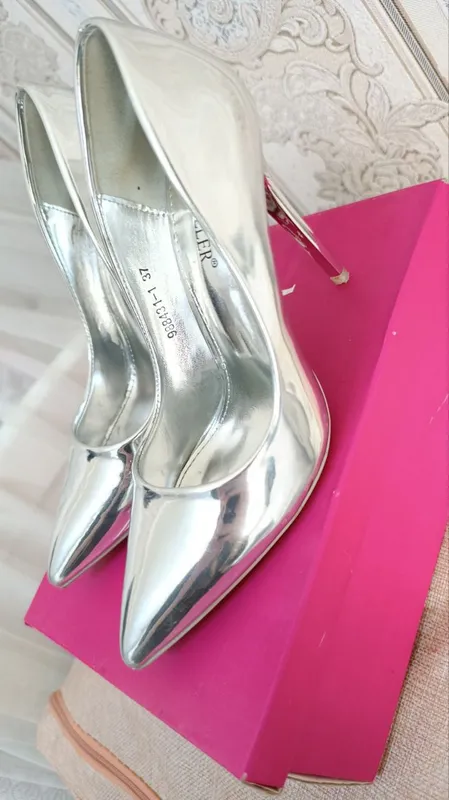 новые туфли Miss Miller 2 новые туфли Miss Miller 2