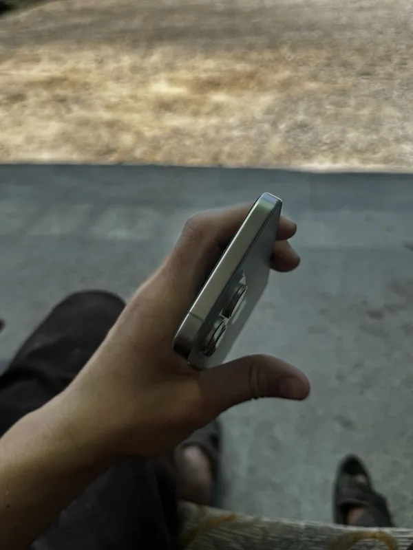 iphone 15 pro max 3