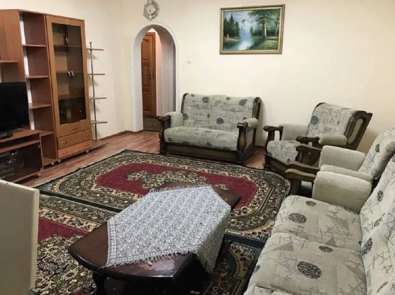 Mebel va texnika bilan 3 xonali kvartira sotiladi 9