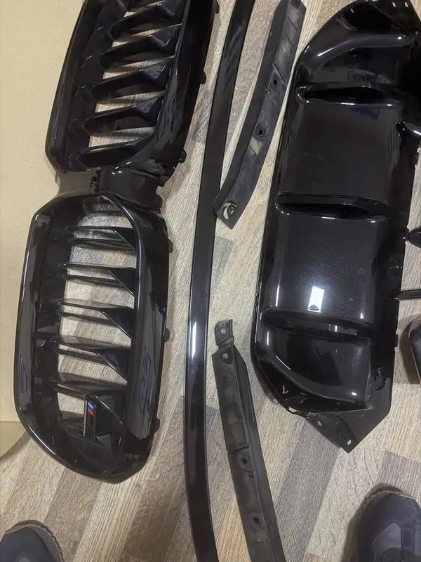 BMW m5 spoler ablisovka bakavoy aci 4