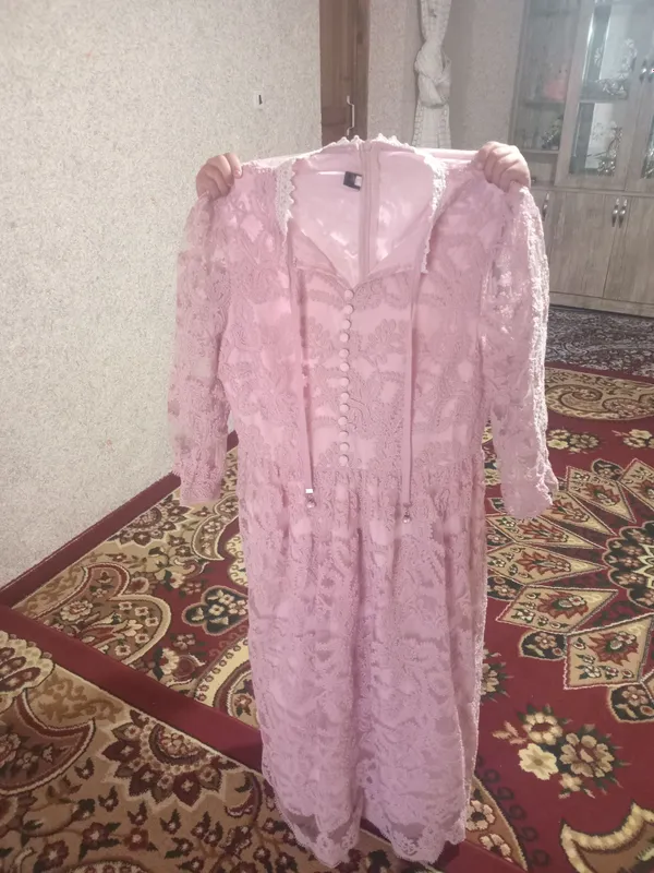 Продаётся вечернее платье, размер 46 3 Продаётся вечернее платье, размер 46 3
