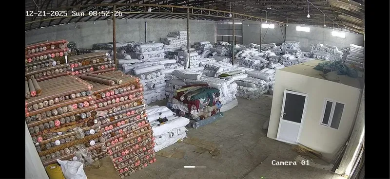 Райсентр Эшонгузарда Райгаз кўчада Склад ижарага берилади 1100-кв — фото 2
