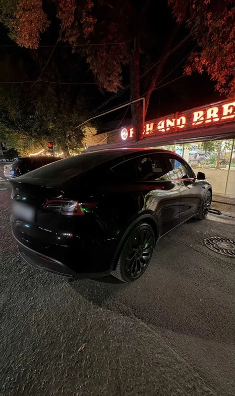 Tesla Model Y Long Range AWD 2022 | 60 000 km | 21″ 2 Tesla Model Y Long Range AWD 2022 | 60 000 km | 21″ 2