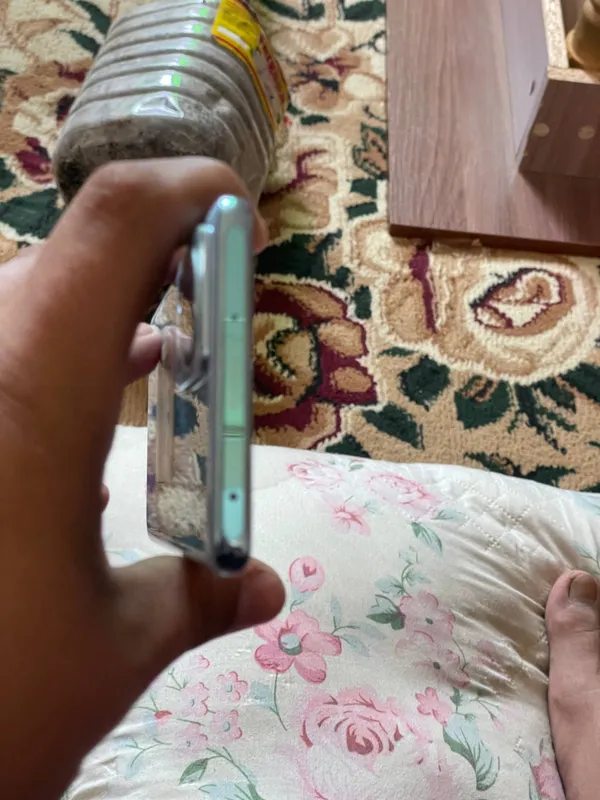 XIOMI 13 LITE 128/8 ISHLASHI ZOR AYBI FON BOR — фото 2