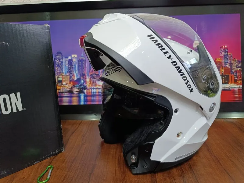 Мото шлем от легендарного бренда HARLEY DAVIDSON H 24 3 Мото шлем от легендарного бренда HARLEY DAVIDSON H 24 3