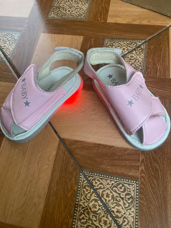 Сандали для девочек