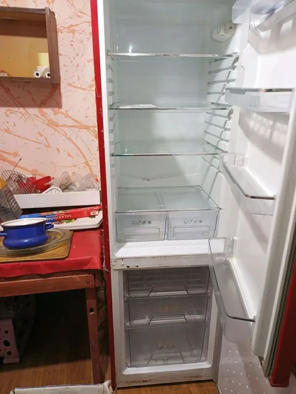 Продаётся холодильник — фото 1