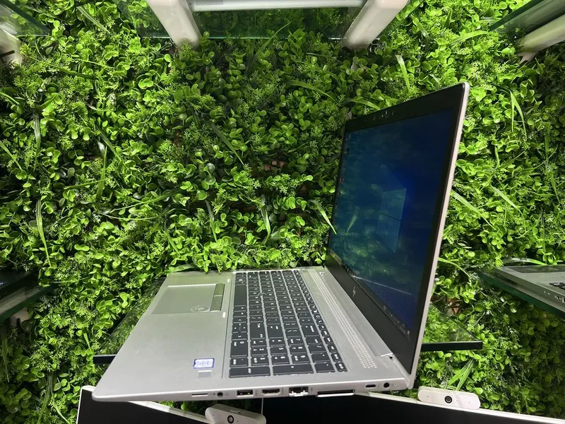 Hp elitebook core i7 metall korpus 3
