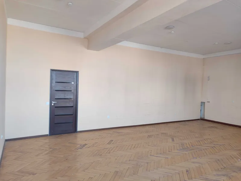 офис 70м2 центральная улица 1-линия ofis 70m2 markaziy kocha 1-qatorda — фото 4