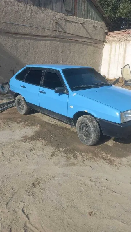 mashina sotiladi 3 mashina sotiladi 3