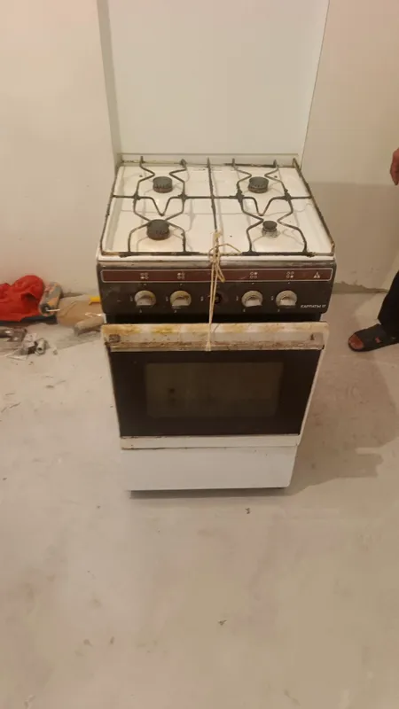 Продам советскую газовую плиту 2