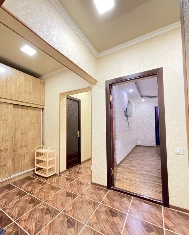 Аренда 3-комнатной квартиры, 72 м², 2/9 этаж (вторичка), Мирабад, Айбек 4