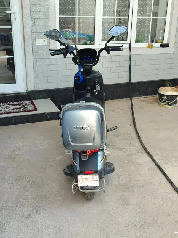 Skuter sotiladi srochna 7 Skuter sotiladi srochna 7