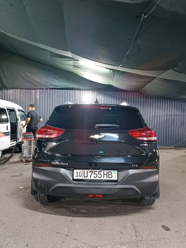 Tracker 2 LTZ 2025 yil 3 Tracker 2 LTZ 2025 yil 3