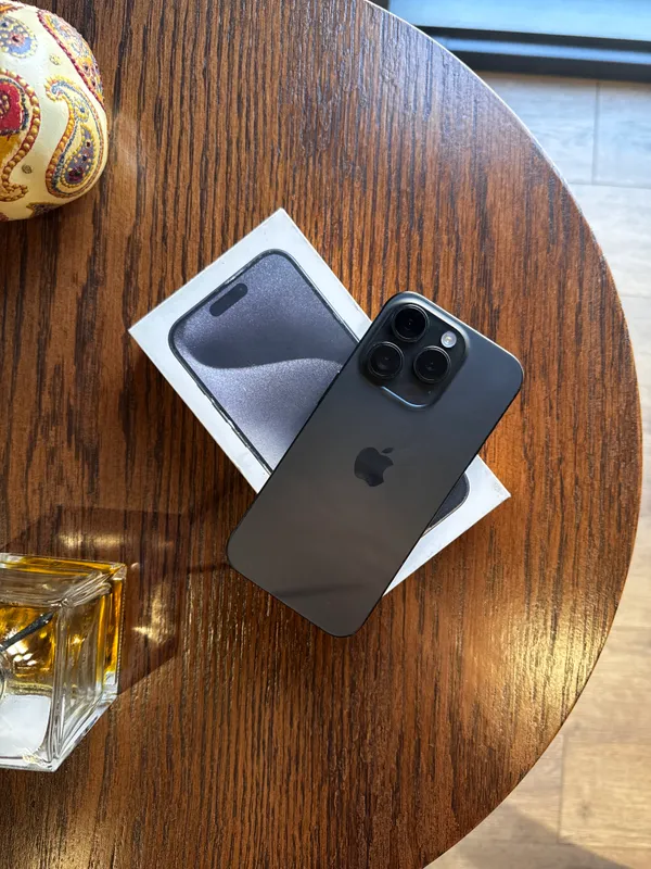 Iphone 15pro (black titanium) Iphone 15pro (black titanium)