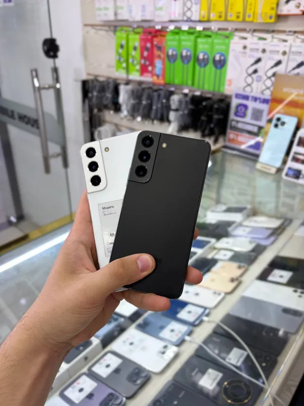 Samsung S22