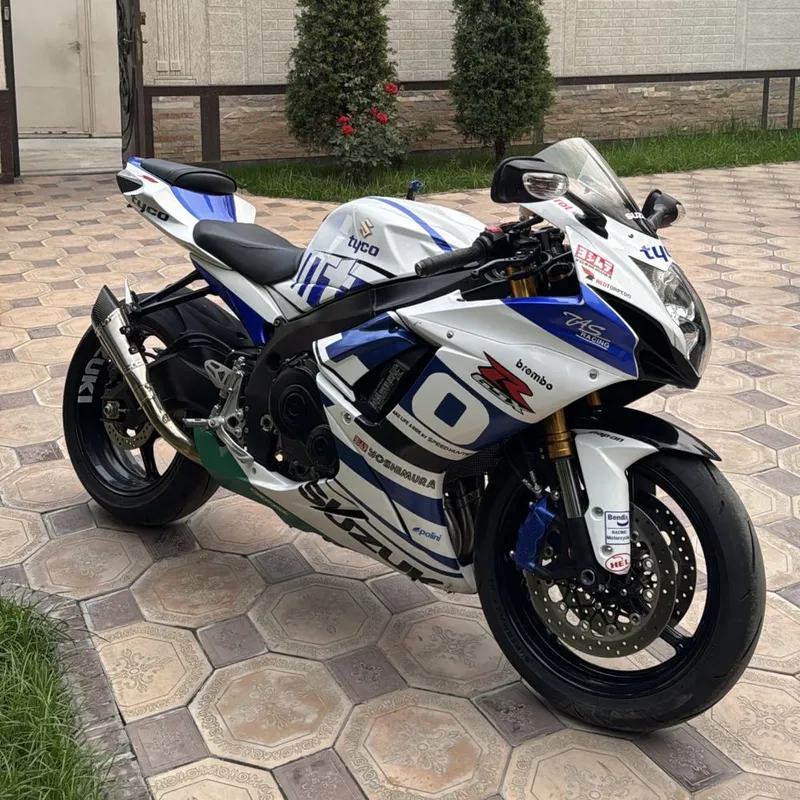 Suzuki GSX-R 750 L4