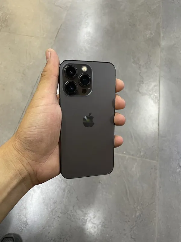 Iphone 13 pro. .