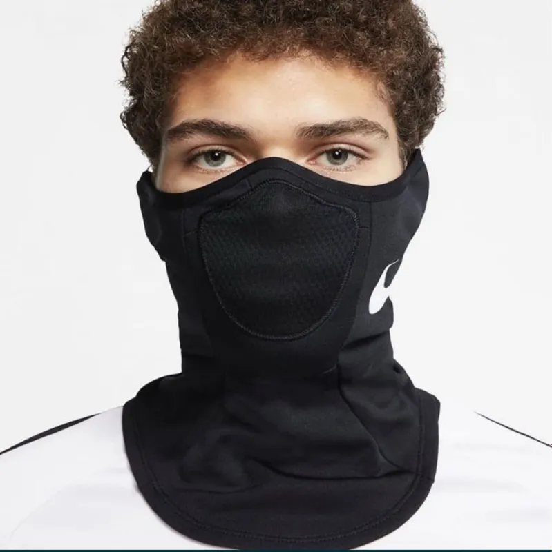Nike Снуд (отзывы на фото покупателей) 1