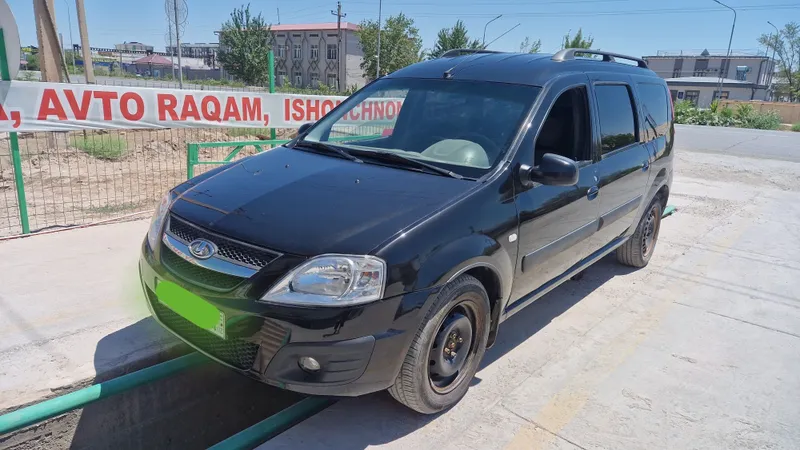 Lada Largus 2018 yil Lada Largus 2018 yil