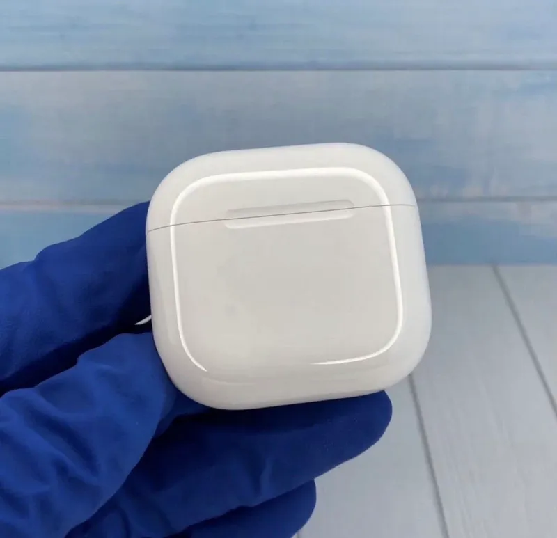 Кейс для AirPods 4 без ANC новый оригинал 100% 1 Кейс для AirPods 4 без ANC новый оригинал 100% 1