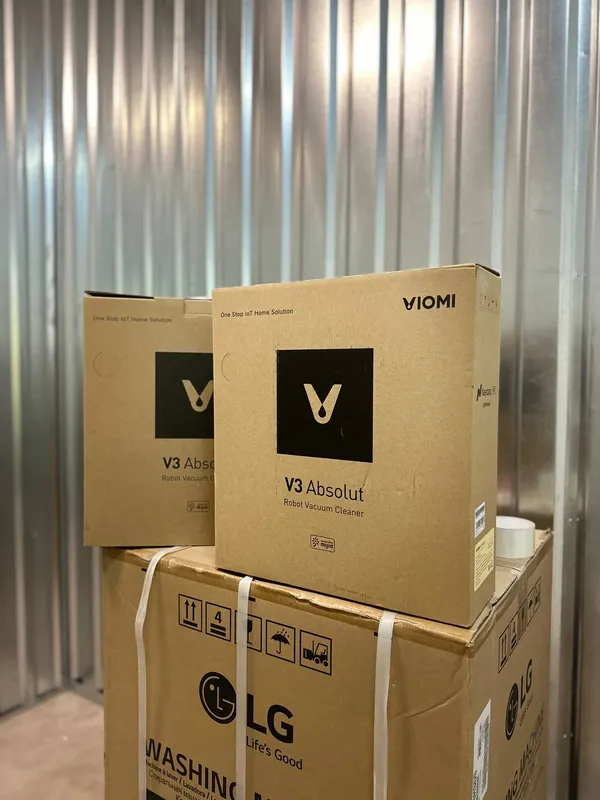Продаю новые робот пылесосы Viomi V3 Absolut 1 Продаю новые робот пылесосы Viomi V3 Absolut 1