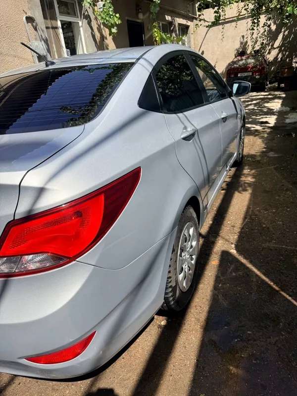 Продаётся Hyundai Accent 5 Продаётся Hyundai Accent 5