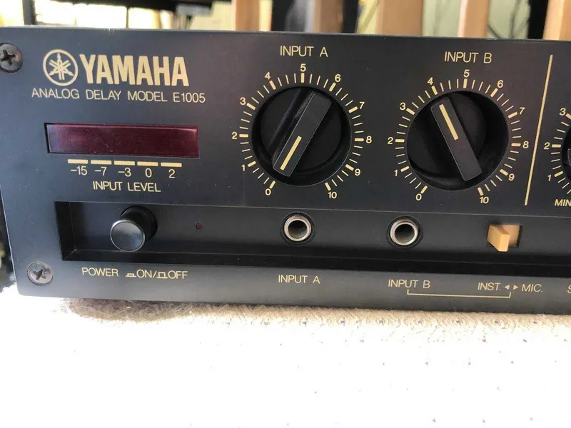 Yamaha E1005 аналоговый рэковый Дилей, Хорус Коллекционная вещь ! — фото 1