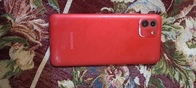 Продаю телефон Самсунг Galaxy A03 64 ГБ — фото 1