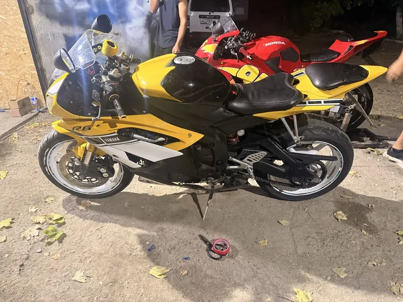 Yamaha YZF R6 2008 2
