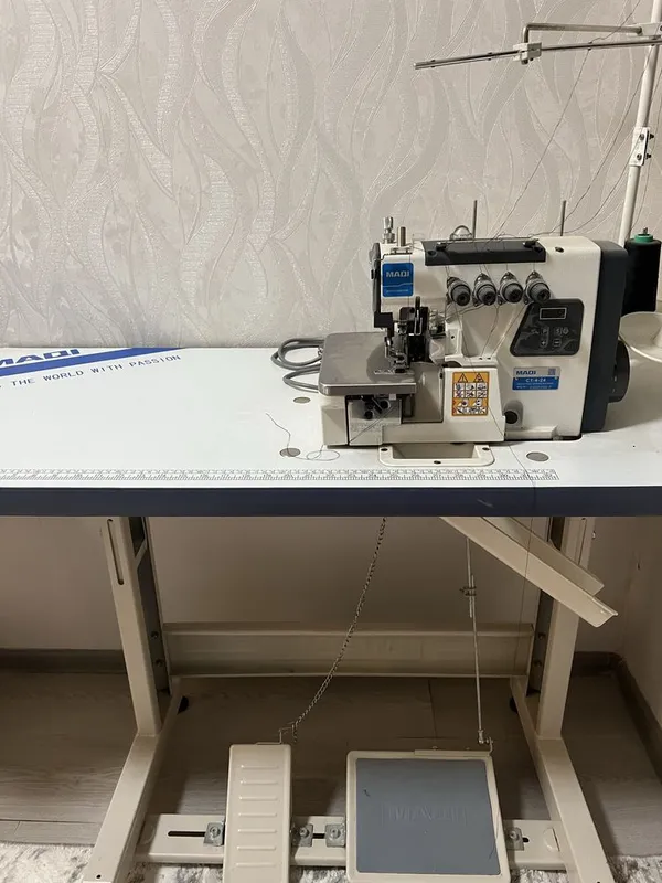 Maqi tikuv mashinasi overlok 350$