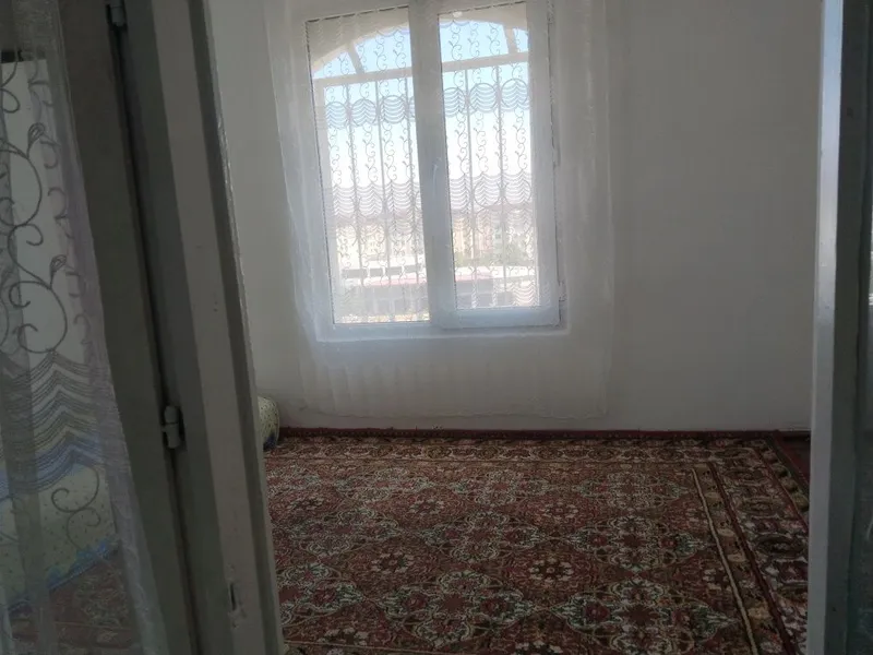 1 хонали квартира . сергели 5 , узгариш метро бекати . 3