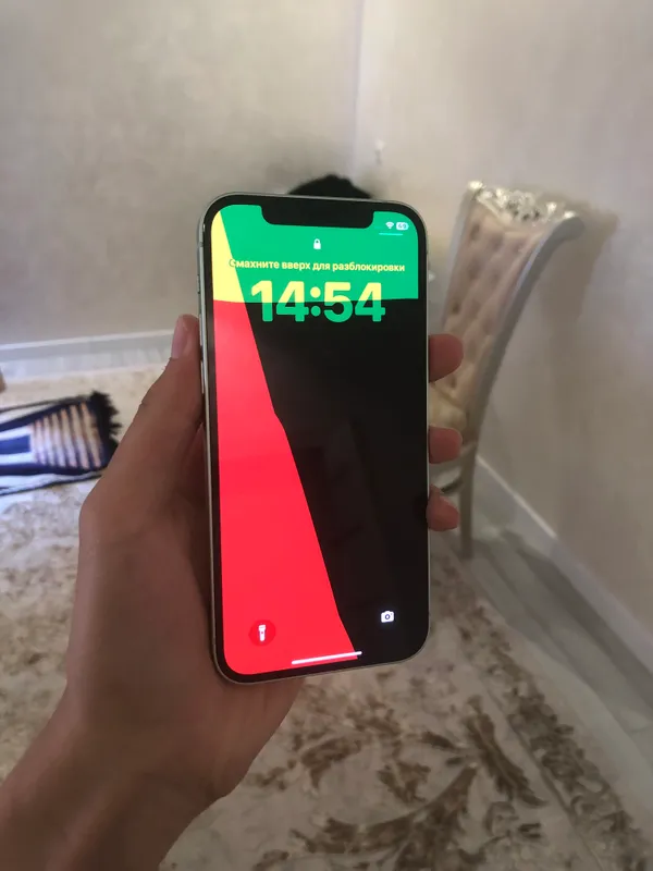 iPhone 12 ideal holata vakum