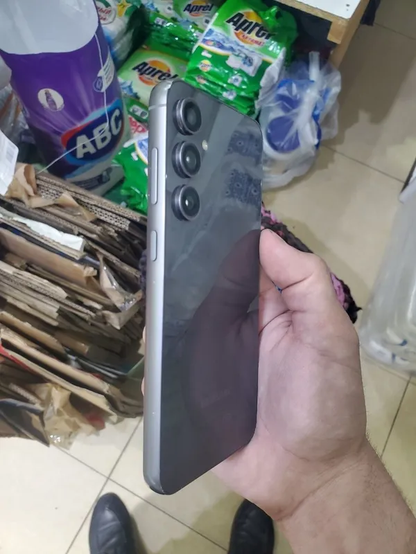 Samsung S23 Fe telefon — фото 2
