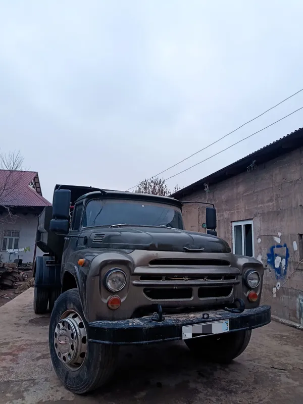 Zil 130 sotiladi 1991 yil