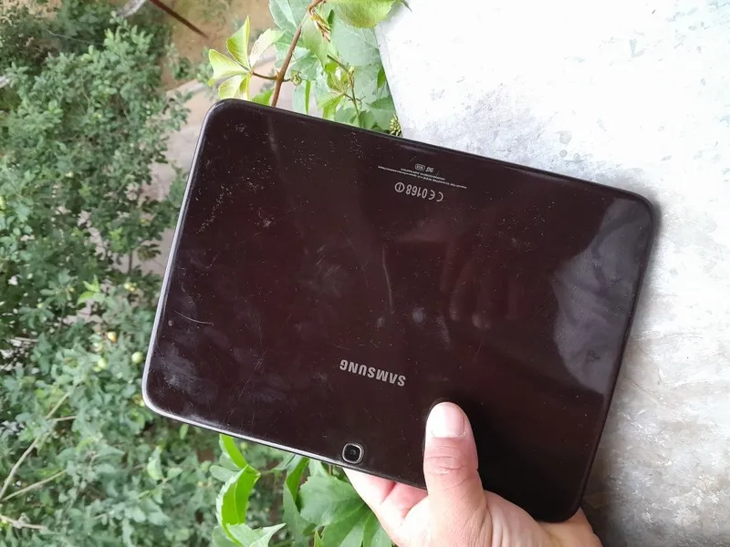 Samsung planshet Планшет GT P-5200 — фото 2