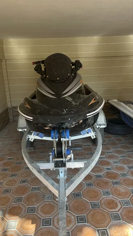 Продам гидроцикл Jet Sky 2 Продам гидроцикл Jet Sky 2
