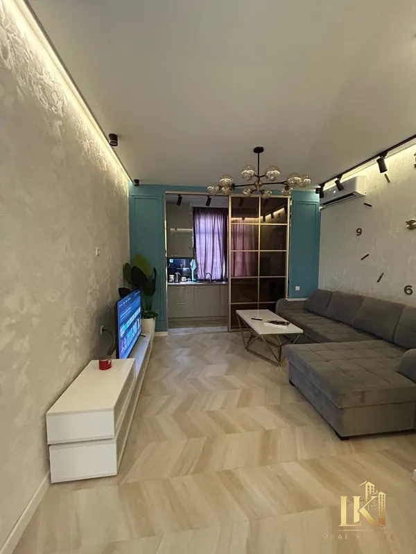 Parkent Plaza ЖКda 2 xonali kvartira sotiladi 4