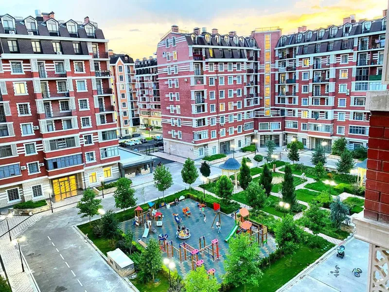 5 xonali kvartira, 175 m2, Mirobod 1