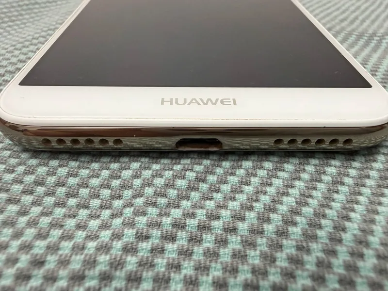 Huawei Y6 Prime Gold 3/32 Ideal holatda 3 Huawei Y6 Prime Gold 3/32 Ideal holatda 3