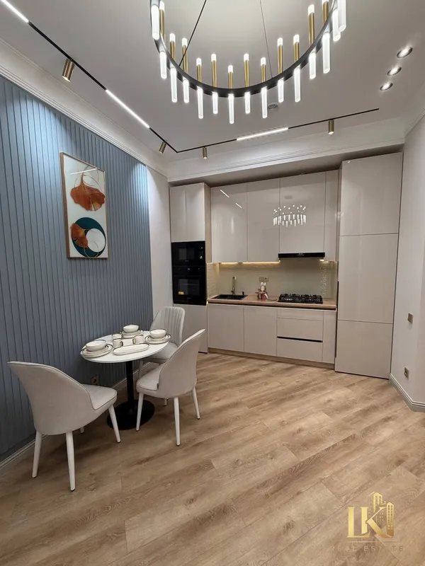 Darhan Residence ЖК (yangi qurilish)da 2 xonali kvartira sotiladi 6
