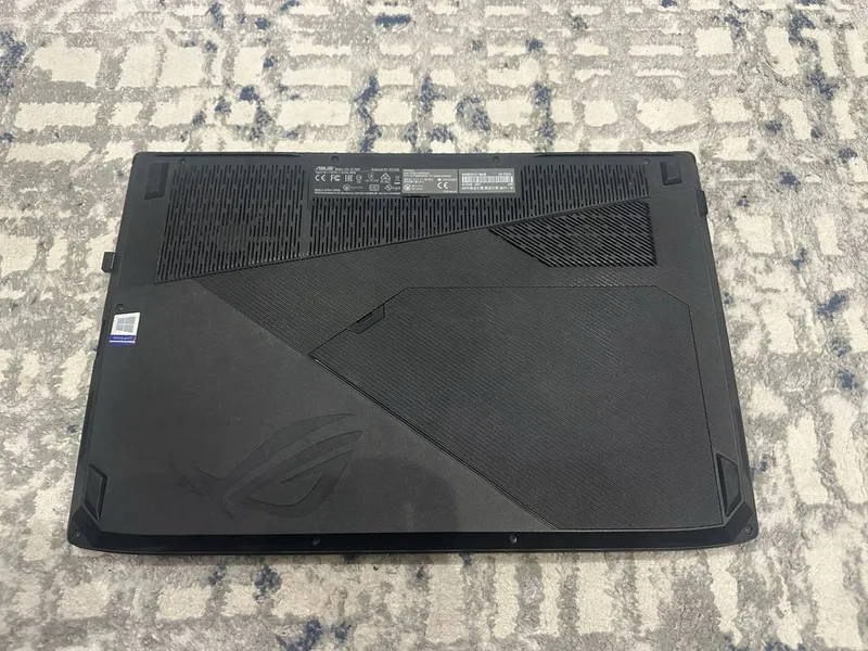 Notebook Asus rog strix GL 703 v — фото 2