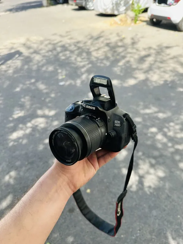 Yaxshi holatdagi foto va video uchun Canon 700D 7 Yaxshi holatdagi foto va video uchun Canon 700D 7