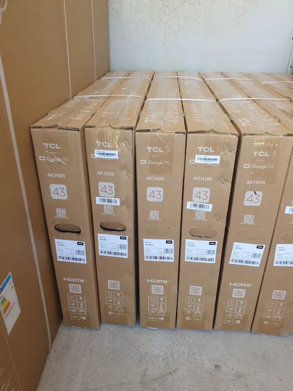 Телевизор TCL 43V6C — фото 4