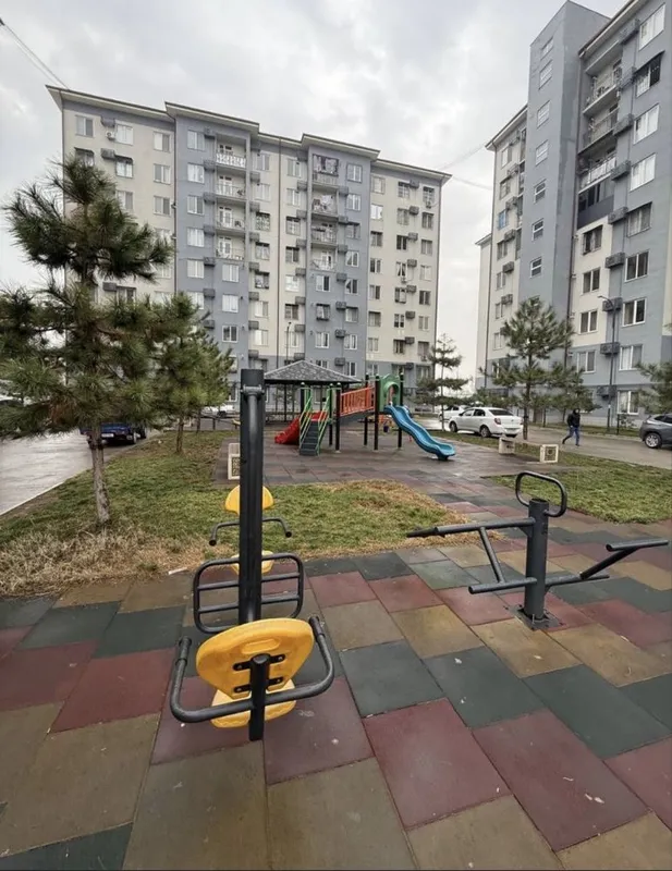 Kvartira arenda beriladi qizlarga 1