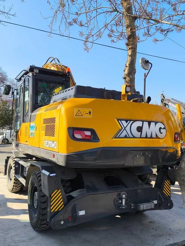 XCMG XE210WD 1 кубовый колесный экскаватор, один из самых мощных — фото 4