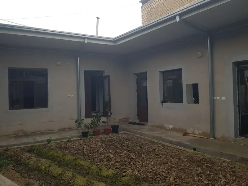 eski 16 yillik 3.22 soʻtix 4ta xona+ayvon+padval — фото 3