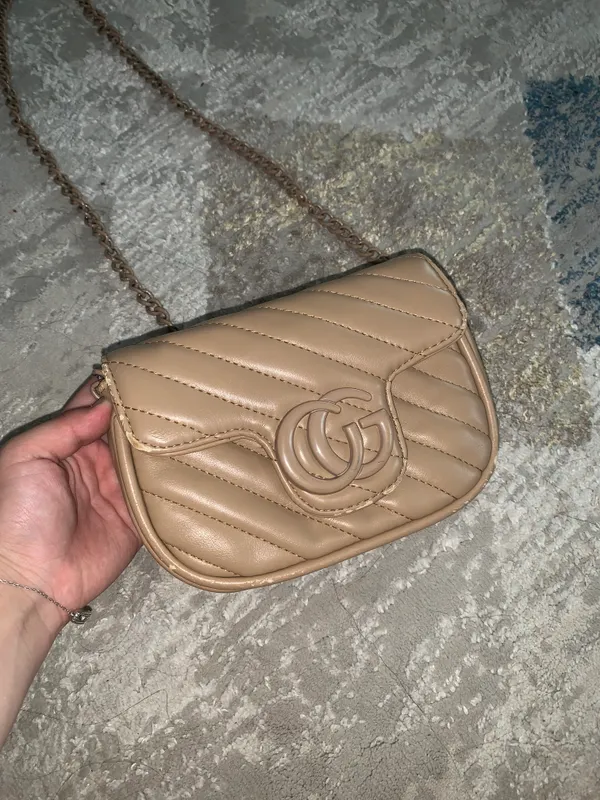 Gucci sumka 1