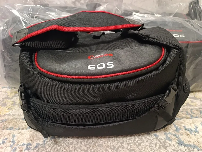 Сумка eos Canon. 2
